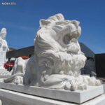 lion statue open mouth