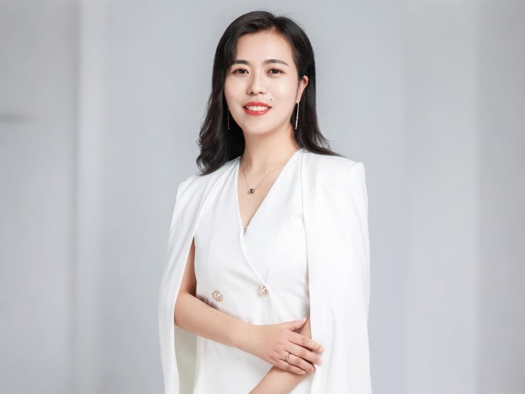 Dora – YouFine Director & CEO