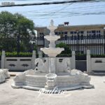 the enterance of marble horse fountain